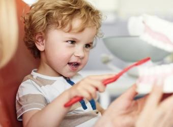 How To Choose A Dentist That Offers Pediatric Care